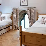 The Tiny Chapel