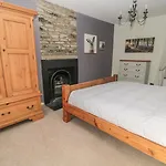 Hare & Hounds House