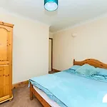 Luke Stays - Corner House