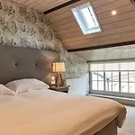 The Carriage House