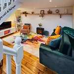 Host & Stay - Millers Coach House
