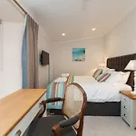 Hexham House Penthouse Apartment Seven