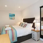 Hexham House Penthouse Apartment Seven