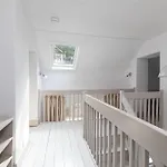 Charming Georgian Coach House