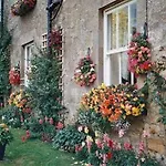 Hallbarns Hotel