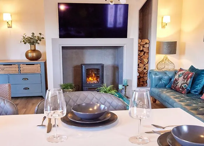 Host & Stay - Greenside