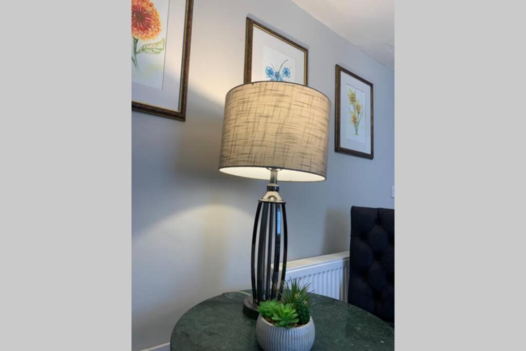Town Centre, Market Place View Apartment *