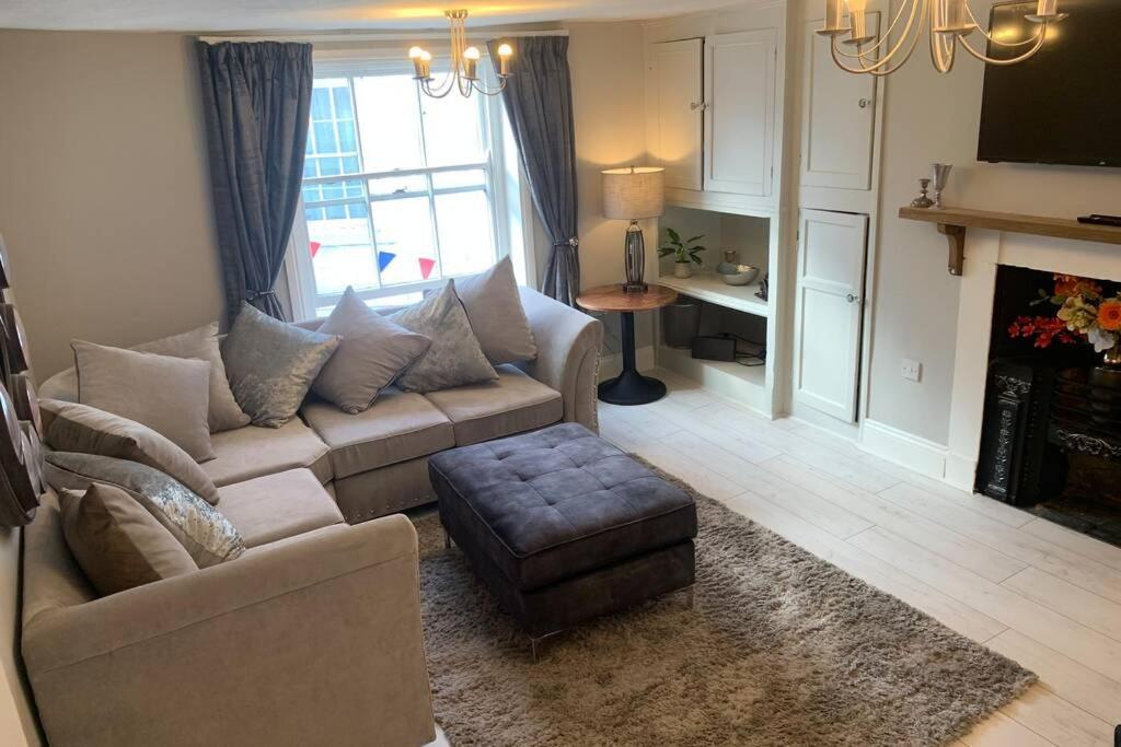 Town Centre, Market Place View Apartment Hexham