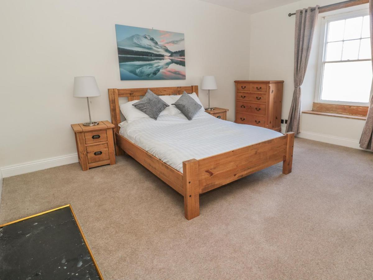 Holiday home Hare & Hounds House *