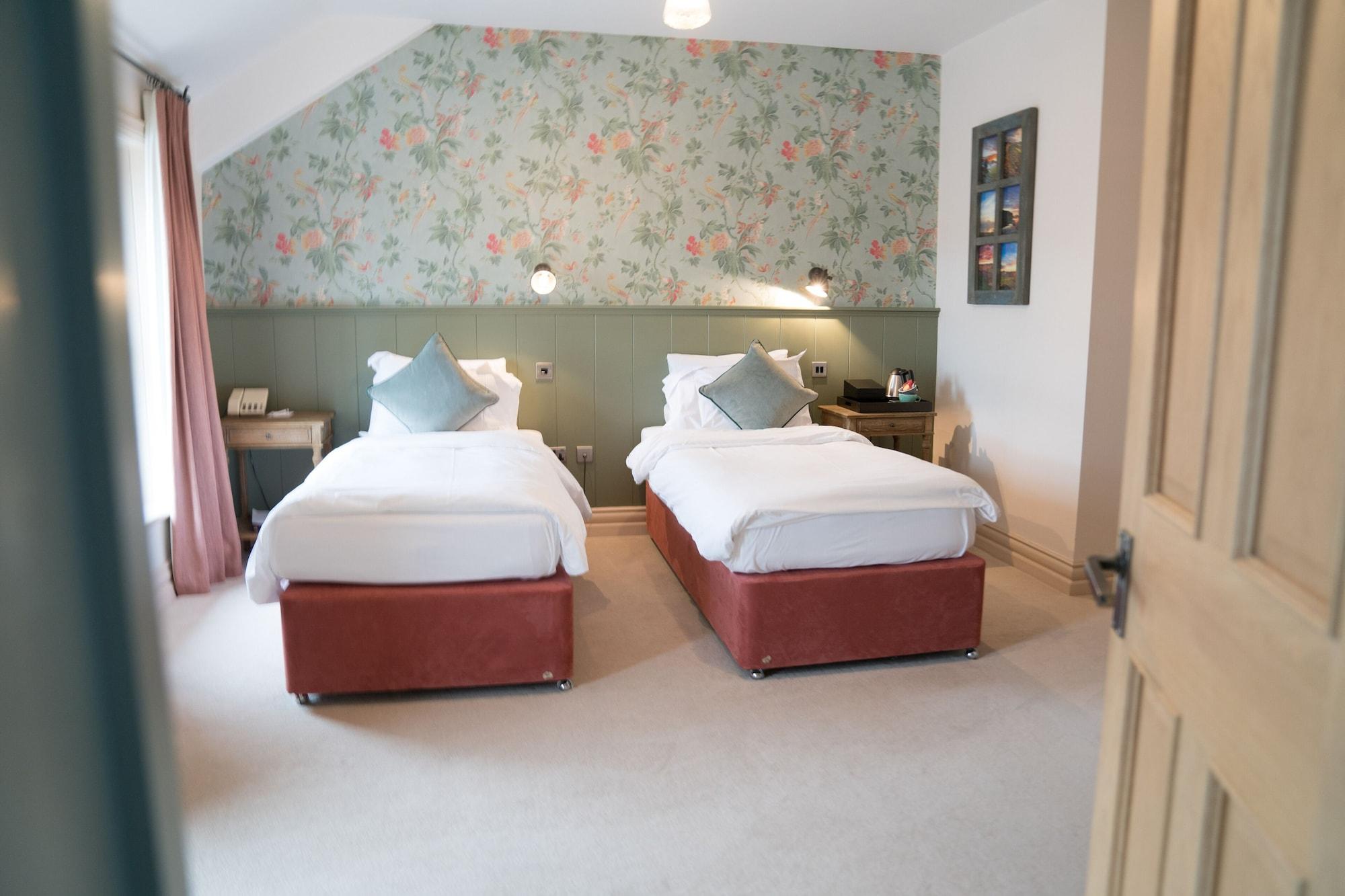 The Beaumont Hotel 3*
