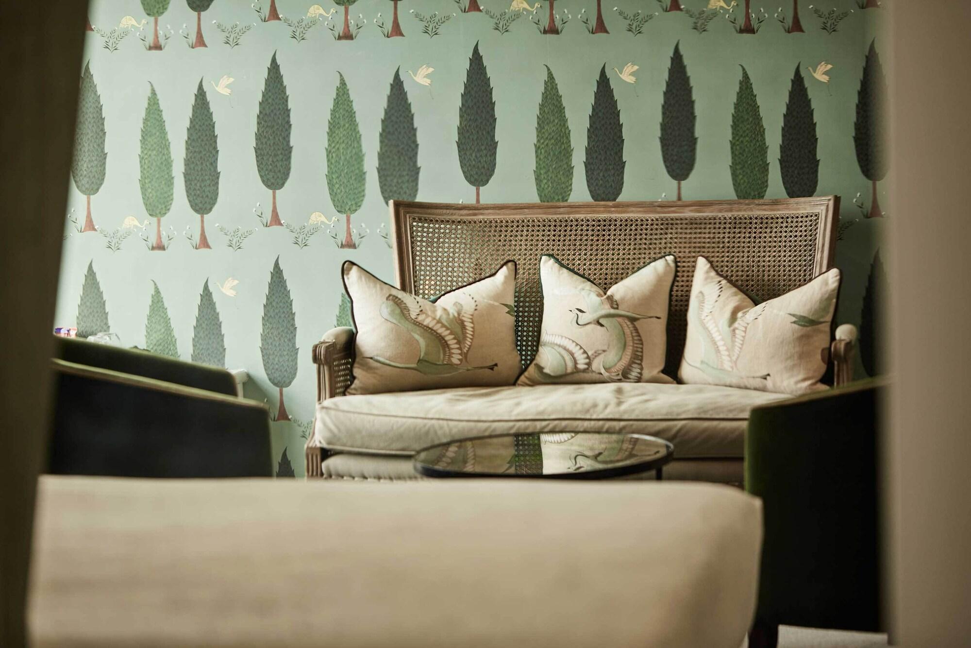 The Beaumont Hotel 3*