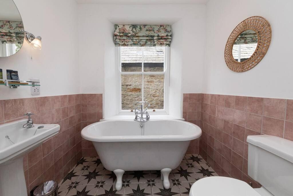 Dark Sky Retreat Perfect To Gather And Celebrate!