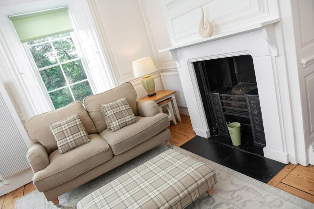 Beautiful Grade Ii Listed Sleeping 20 * Hexham