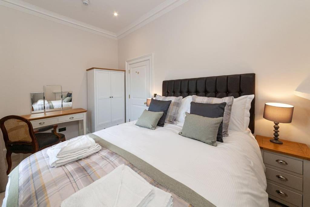 Beautiful Grade Ii Listed Sleeping 20 * Hexham