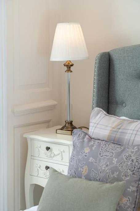 Beautiful Grade Ii Listed Sleeping 20 Holiday home *