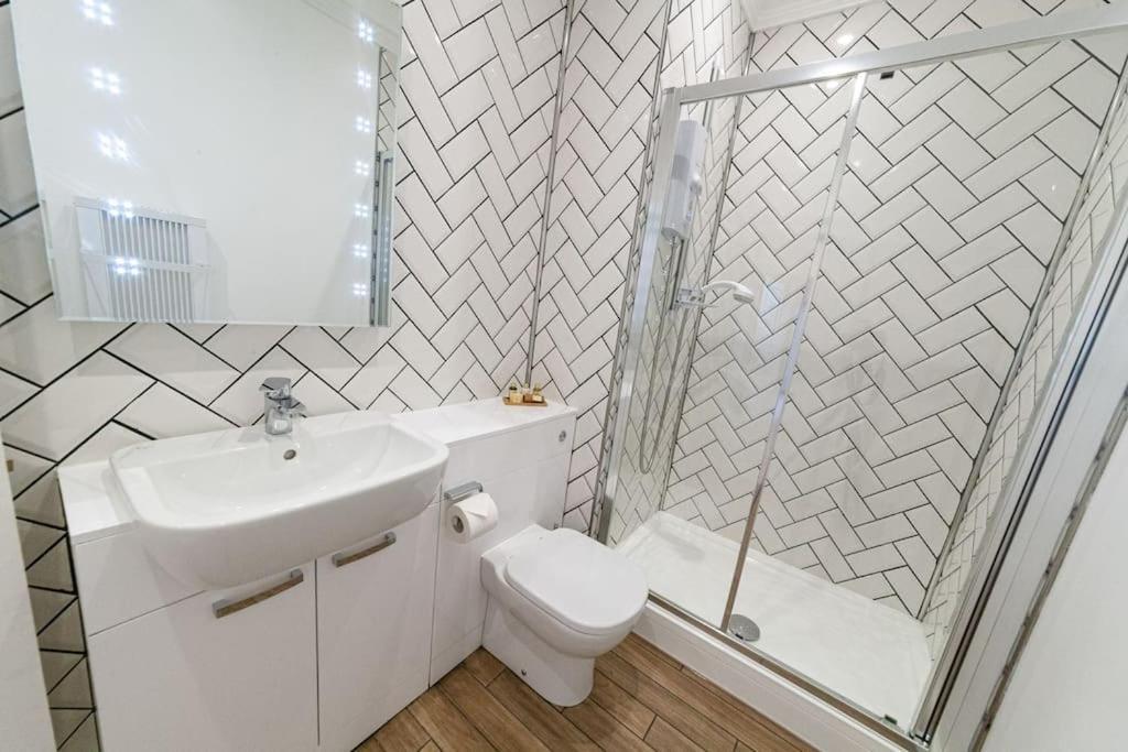 Beautiful Grade Ii Listed Sleeping 20 Hexham
