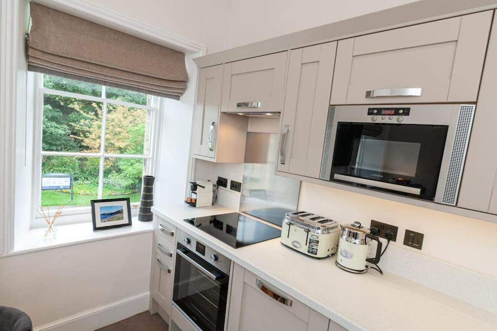 Beautiful Grade Ii Listed Sleeping 20 Holiday home