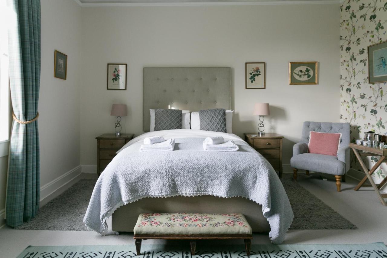 On The Hill - The Coach House Country house *