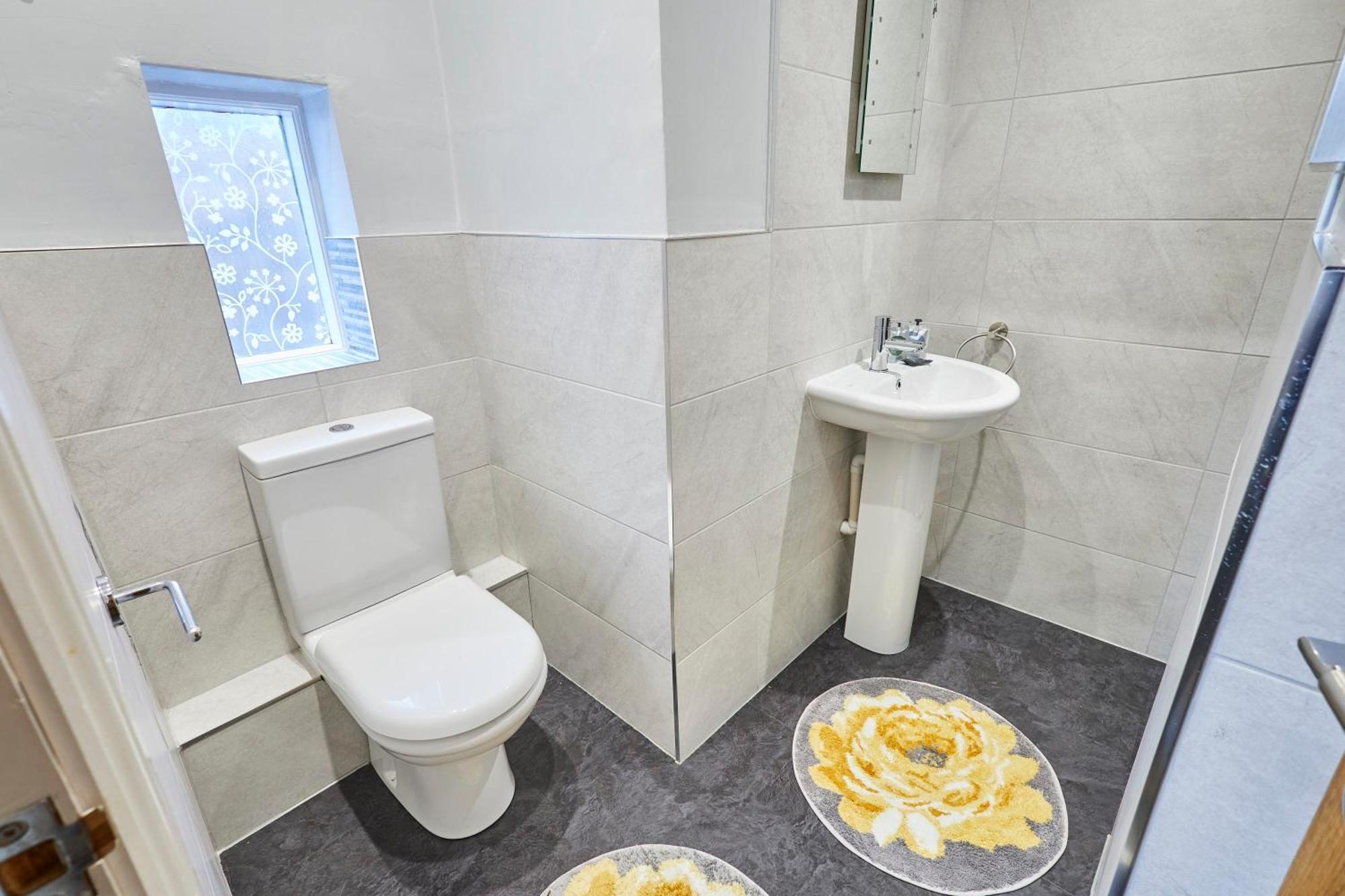 Host & - Millers Coach House