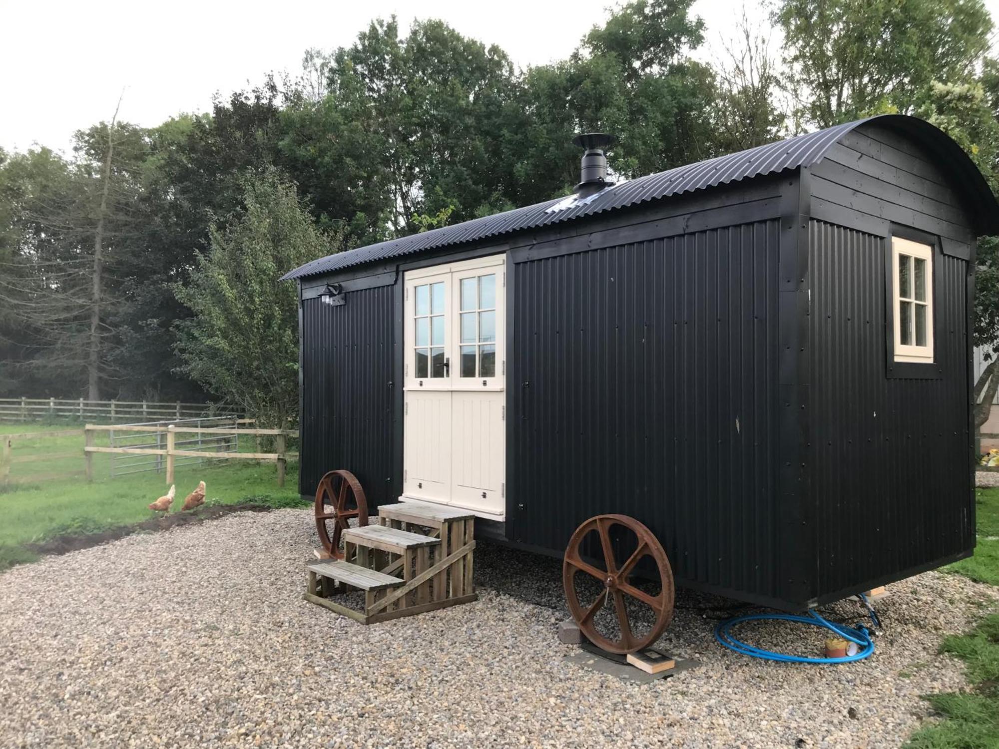 Hexhamshire Shepherd Hut Luxury tent *