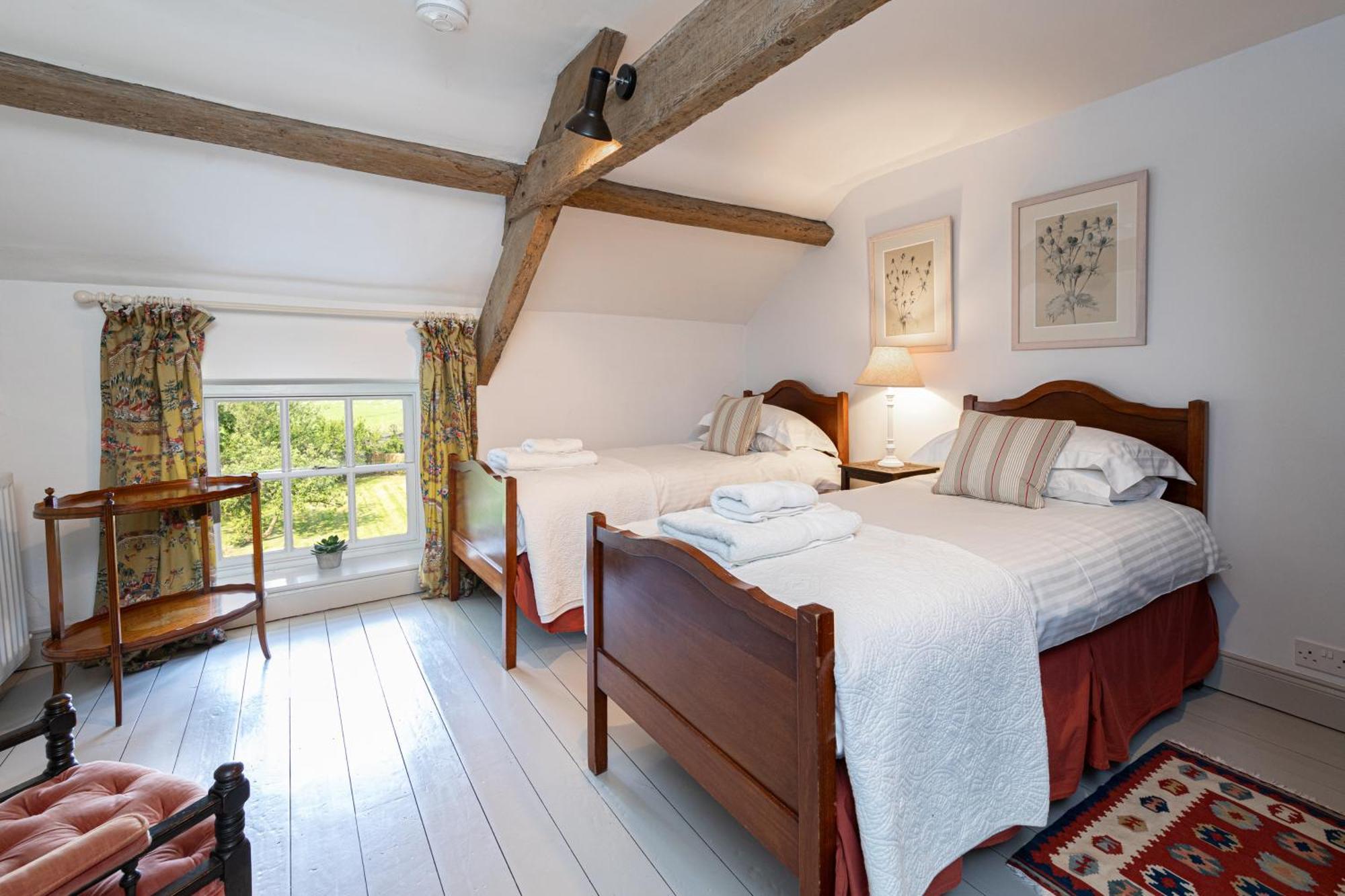 Holiday home Charming Georgian Coach House *