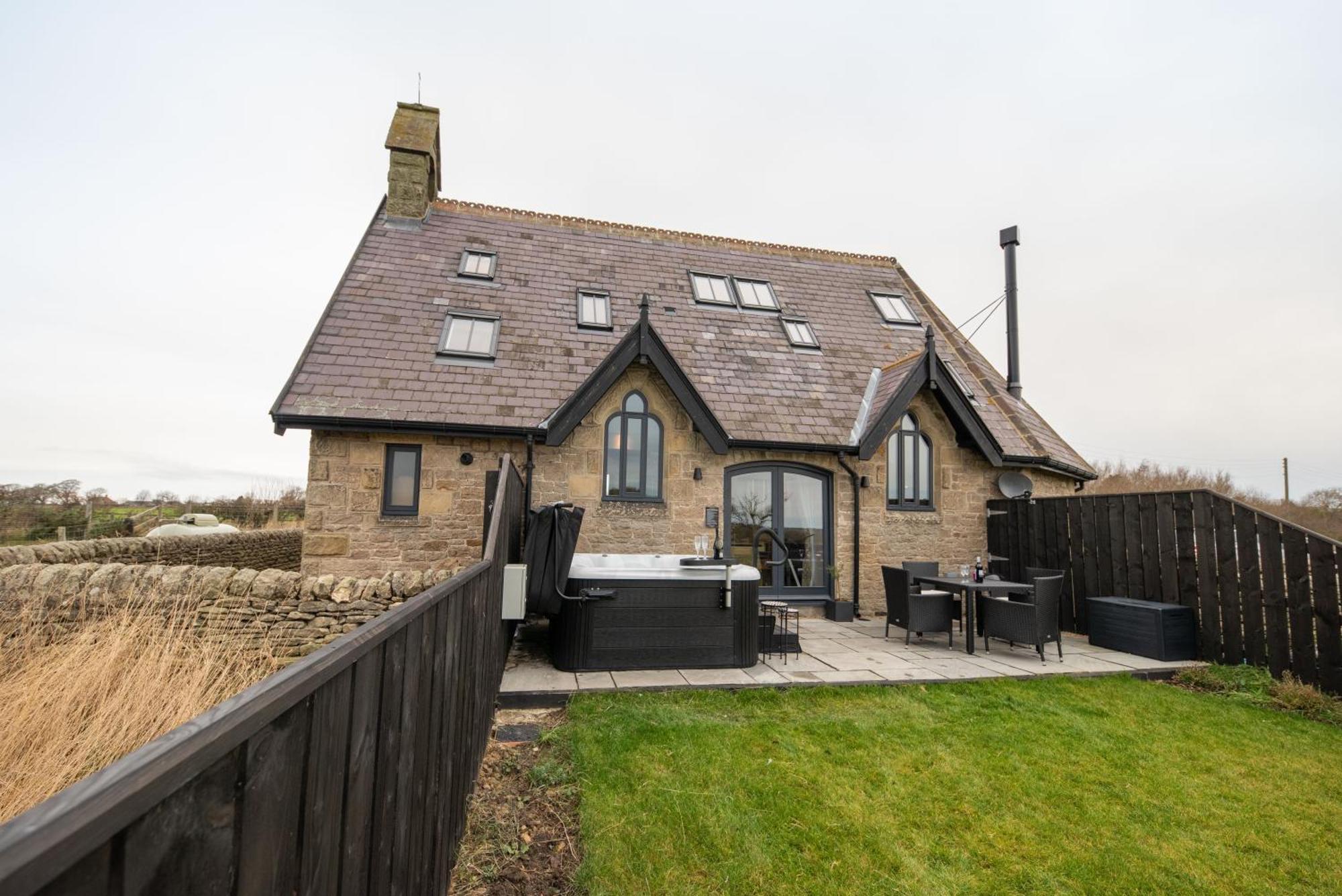 The Tiny Chapel Holiday home