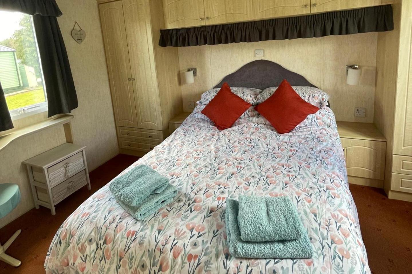 Pet Friendly Caravan - Slaley Forest - Sleeps 4 Holiday home *