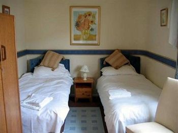 Inn The Sun 3*