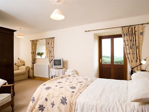 Carr Edge Farm Villa *