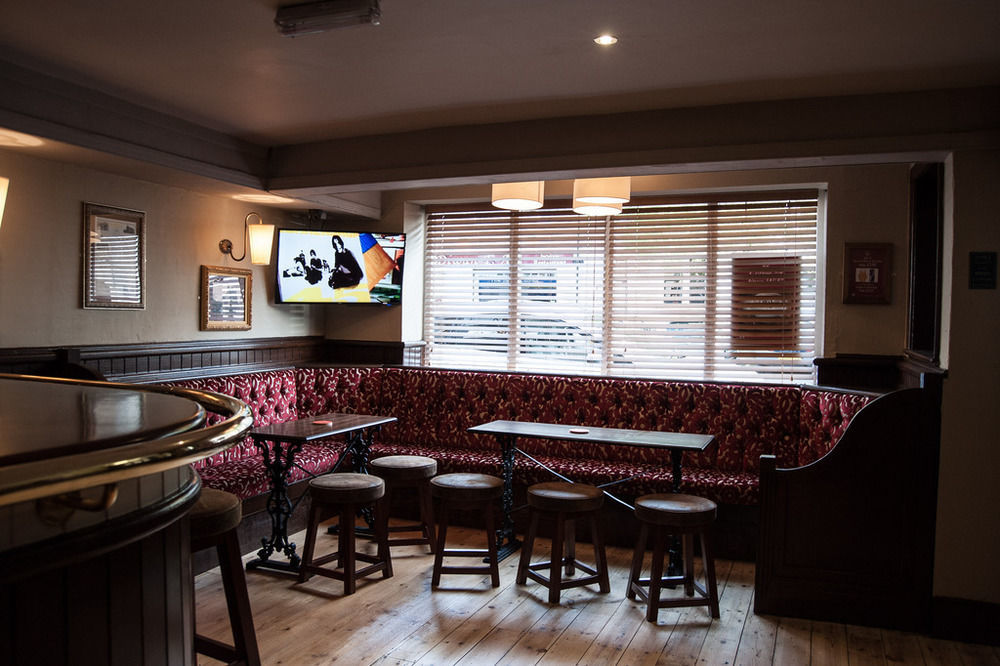The Coach And Horses Inn 2*