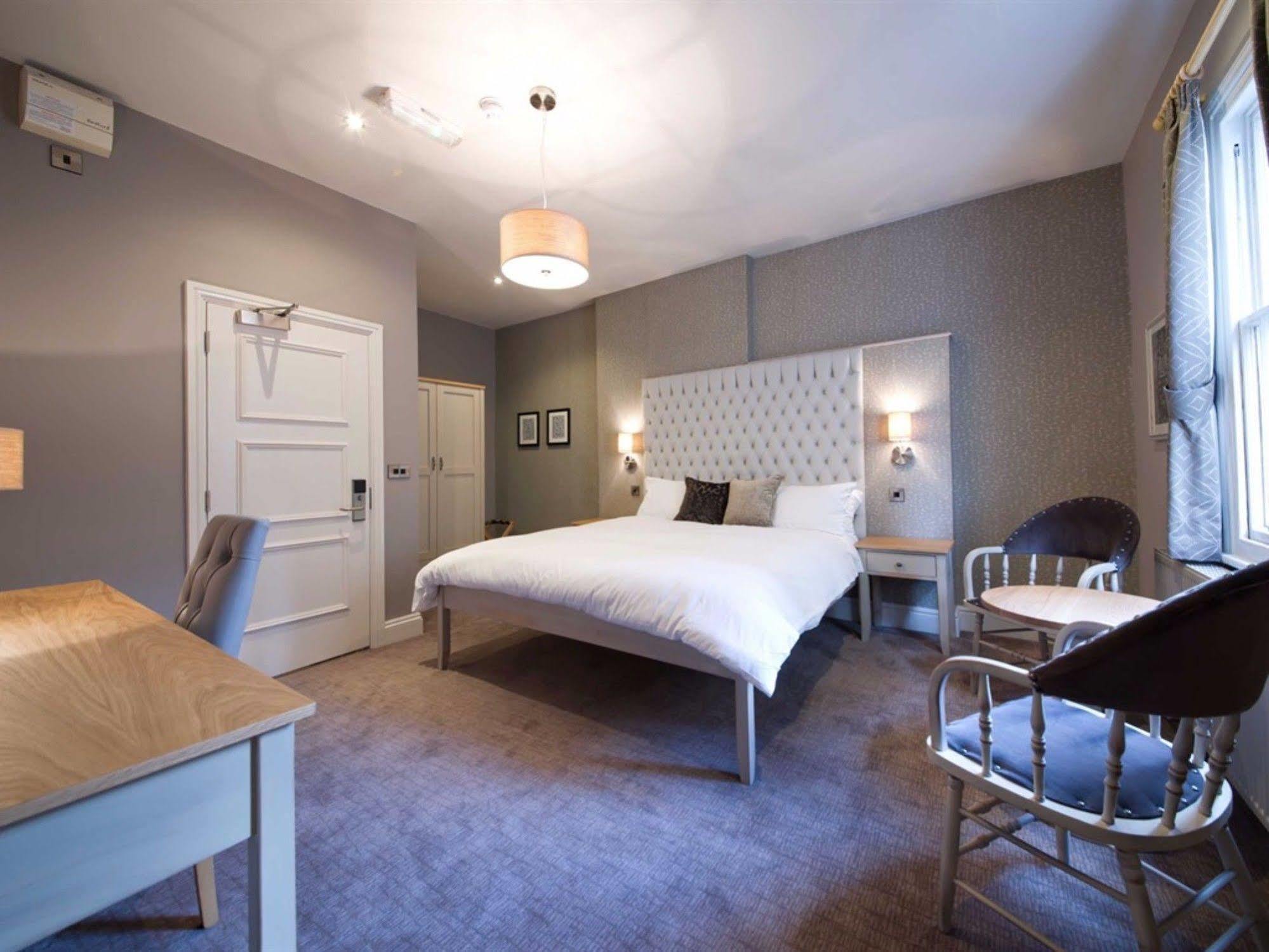 The County Inn 4*
