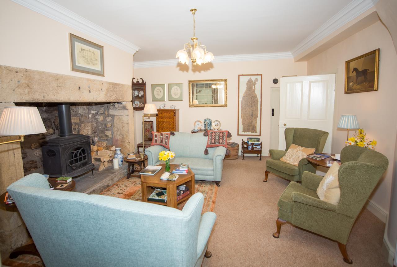 Errington House Bed & Breakfast *